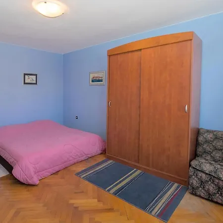 Apartament With Wifi - 11118 *